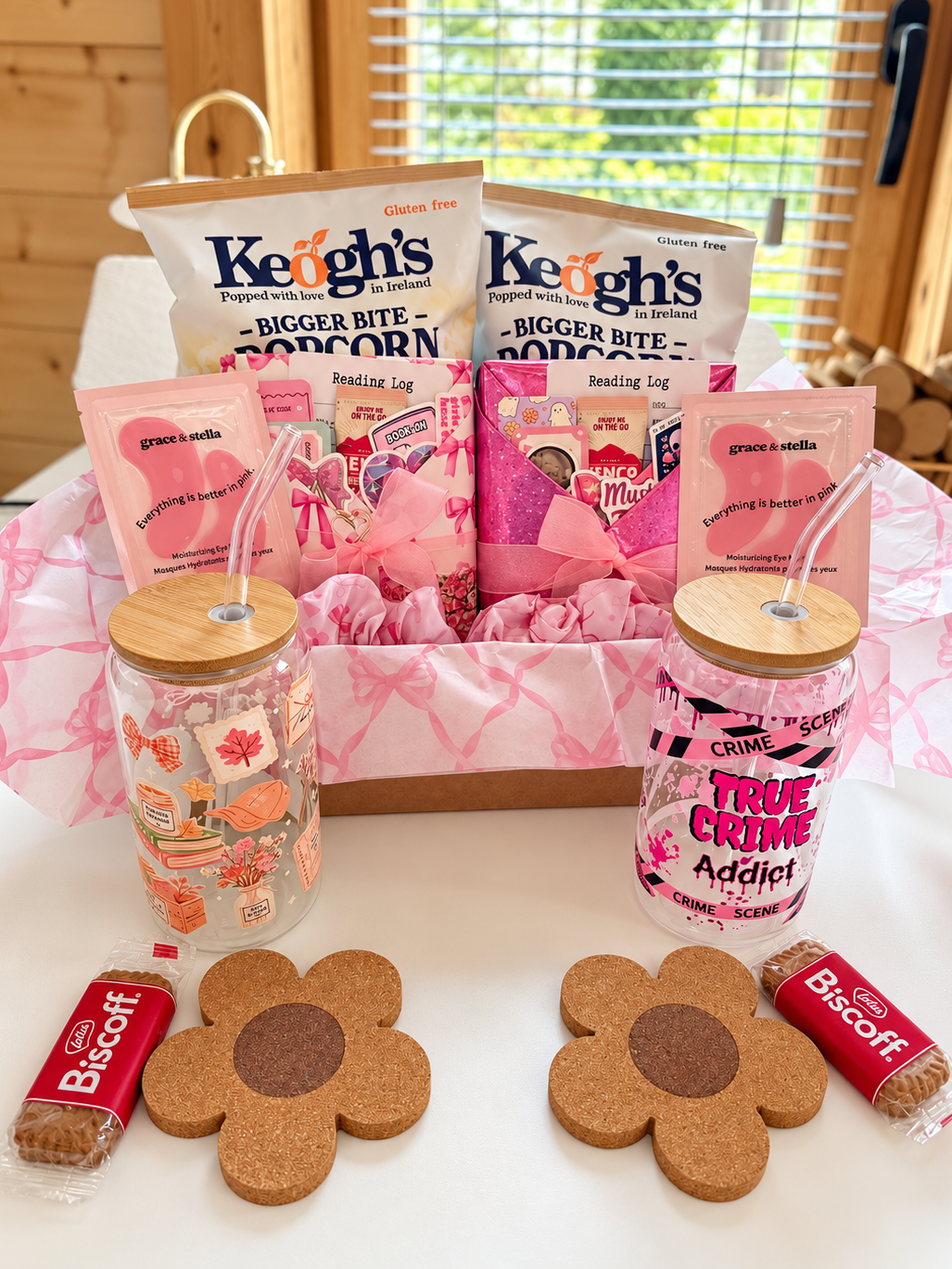 Book Lovers' Night In – Gift Box for Two